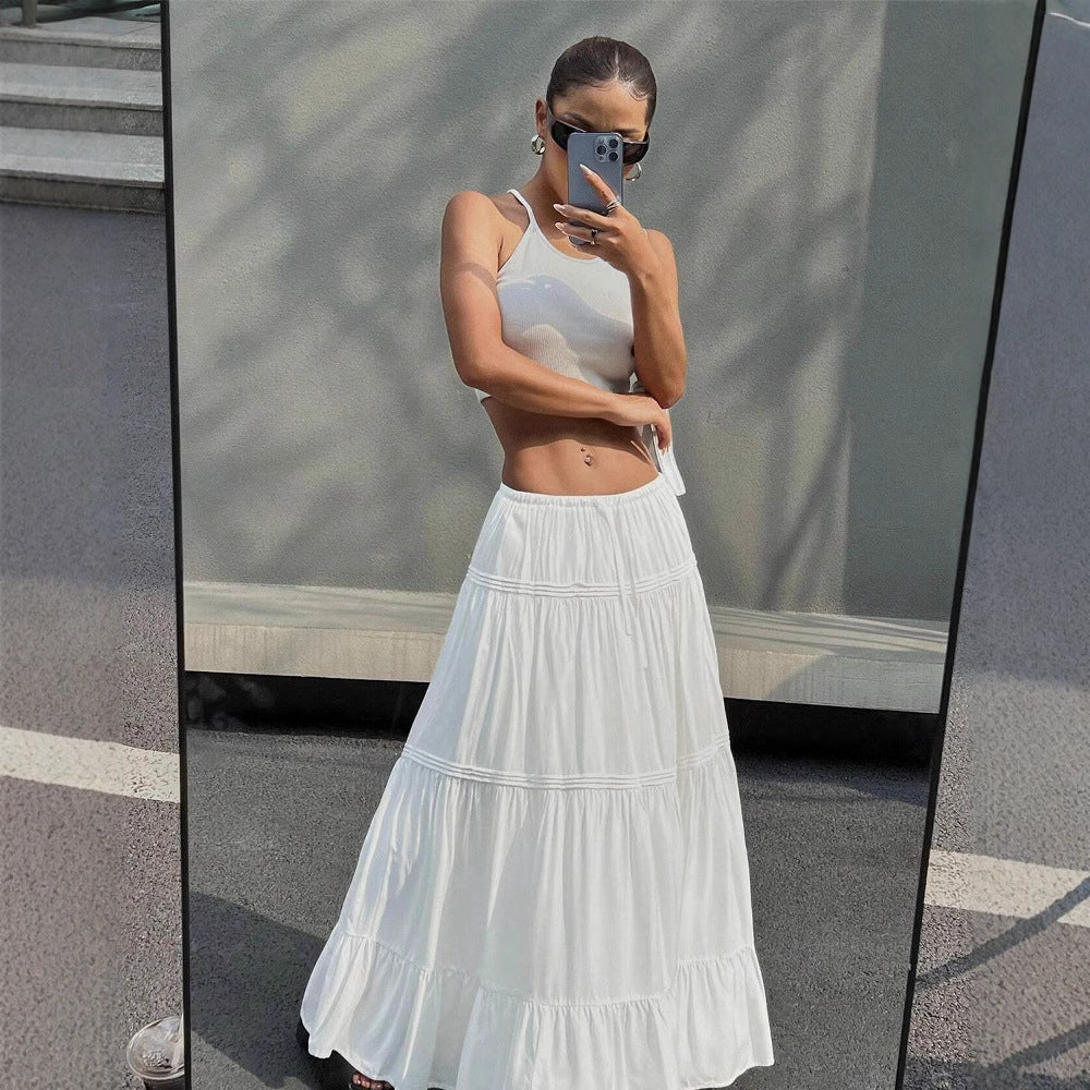 Gentle low-waisted skirt