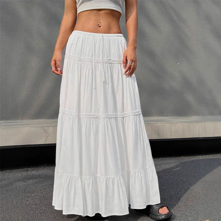 Gentle low-waisted skirt