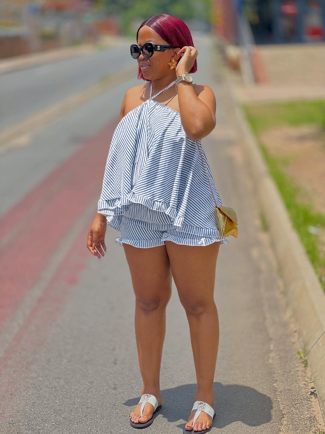 Halter-neck loose sleeveless striped suit