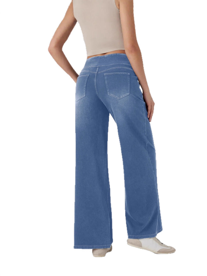 Women's high-waisted loose-fitting jeans