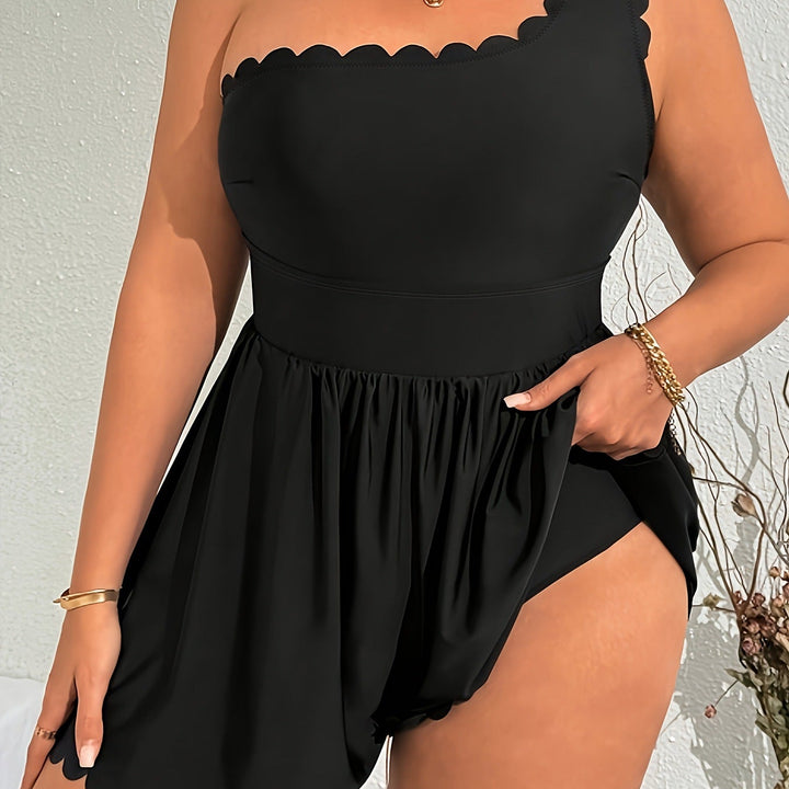 Solid color one-shoulder swimsuit