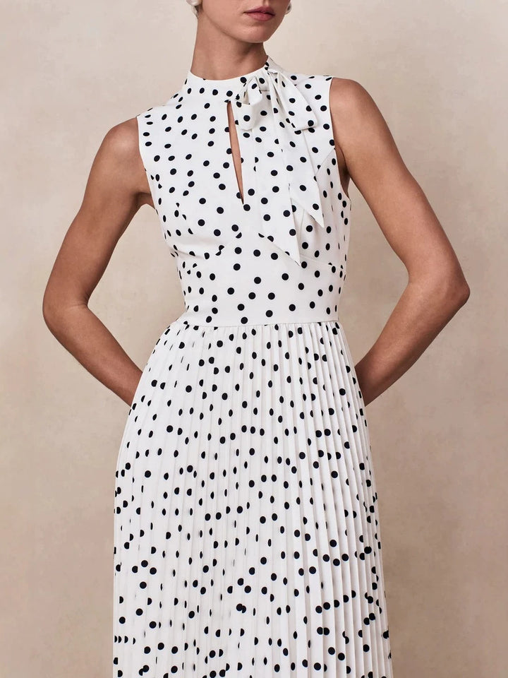 Elegant polka dot stand-up collar sleeveless long dress