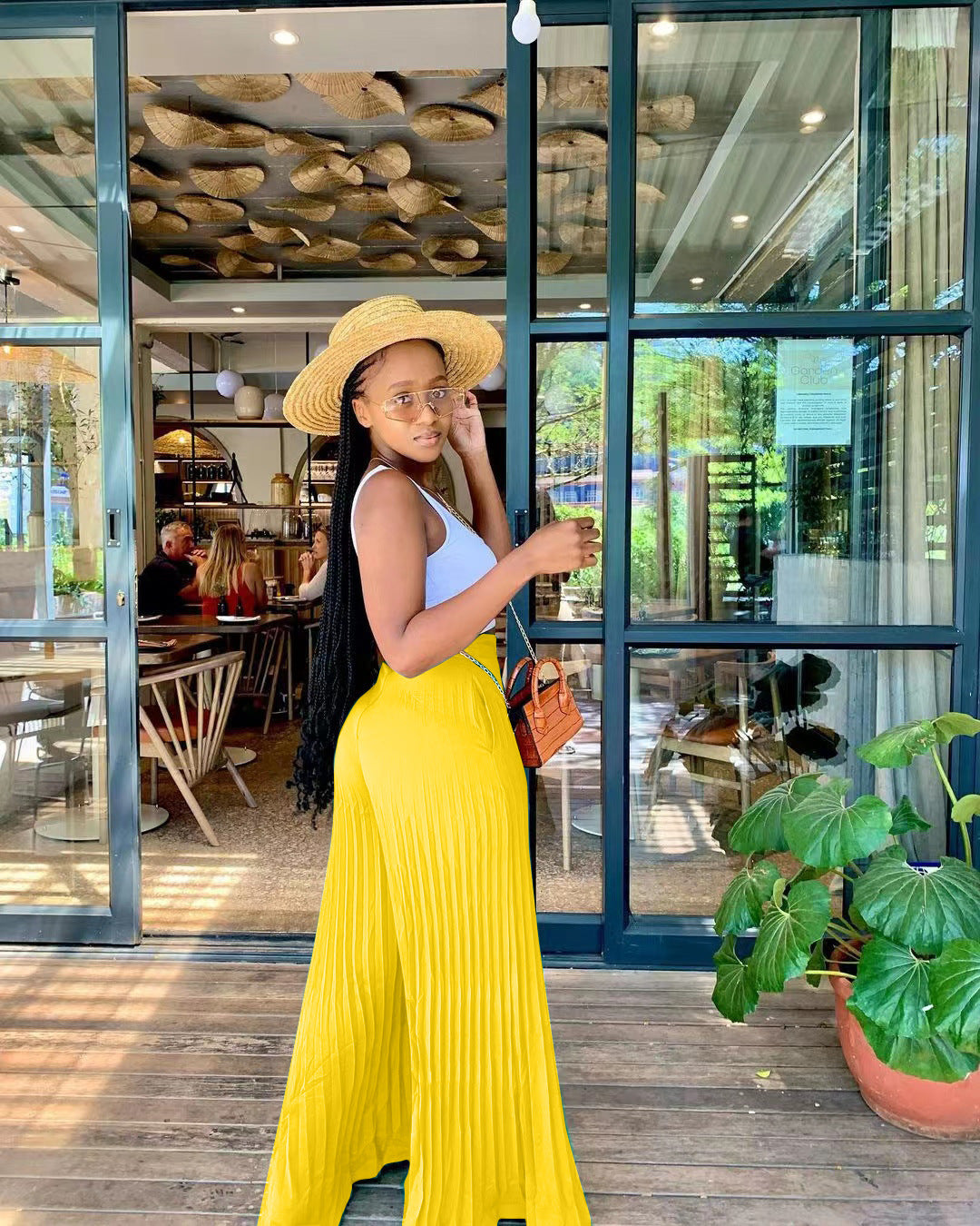 Women's Elastic Waist Pleated Wide-Leg Pants
