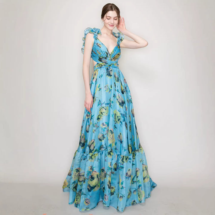 Waist-revealing lace-trimmed fitted long dress