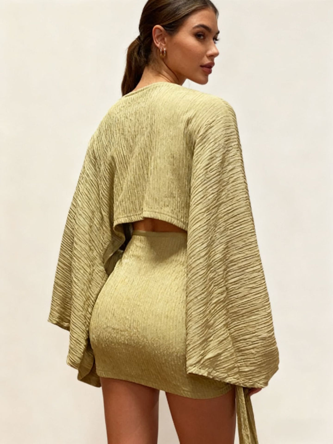 Off-shoulder top and bodycon mini skirt set