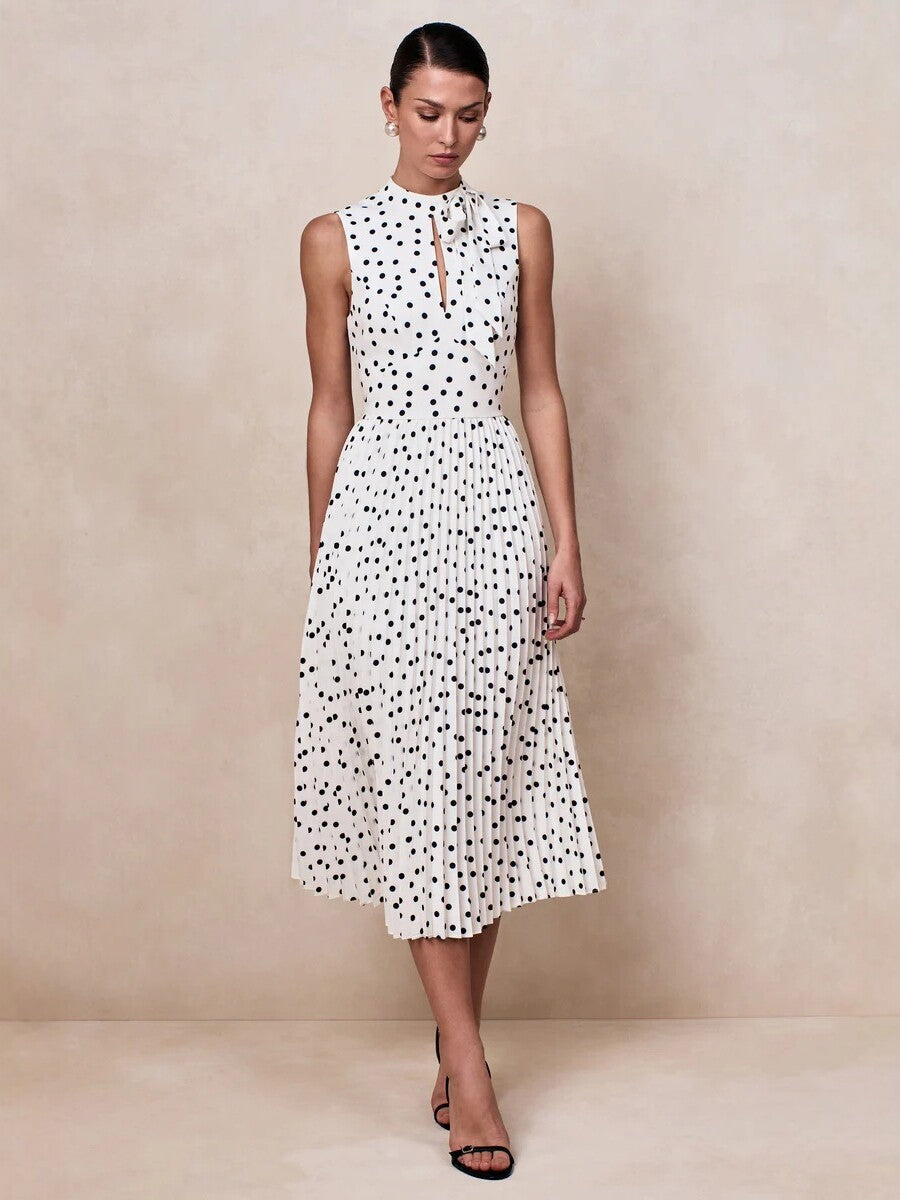 Elegant polka dot stand-up collar sleeveless long dress