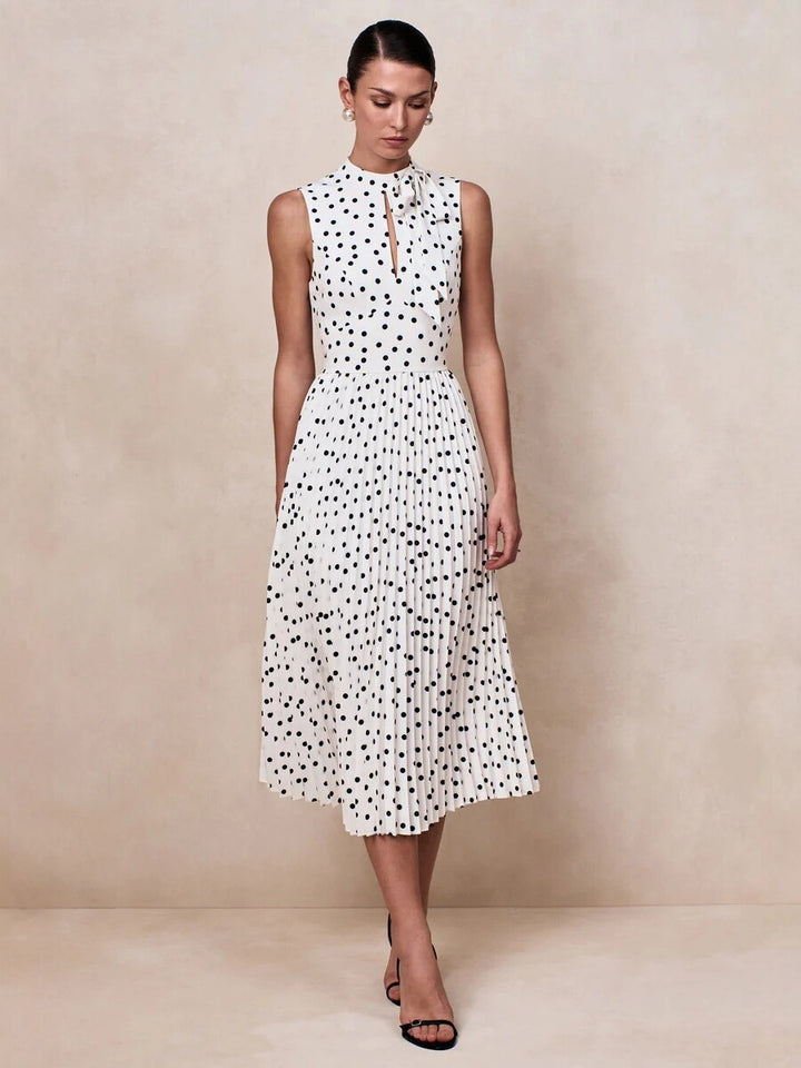 Elegant polka dot stand-up collar sleeveless long dress