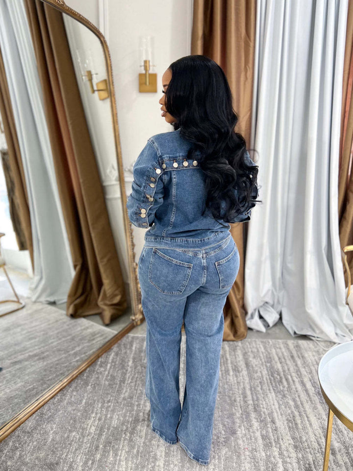 Multi-button straight-leg high-waisted jeans