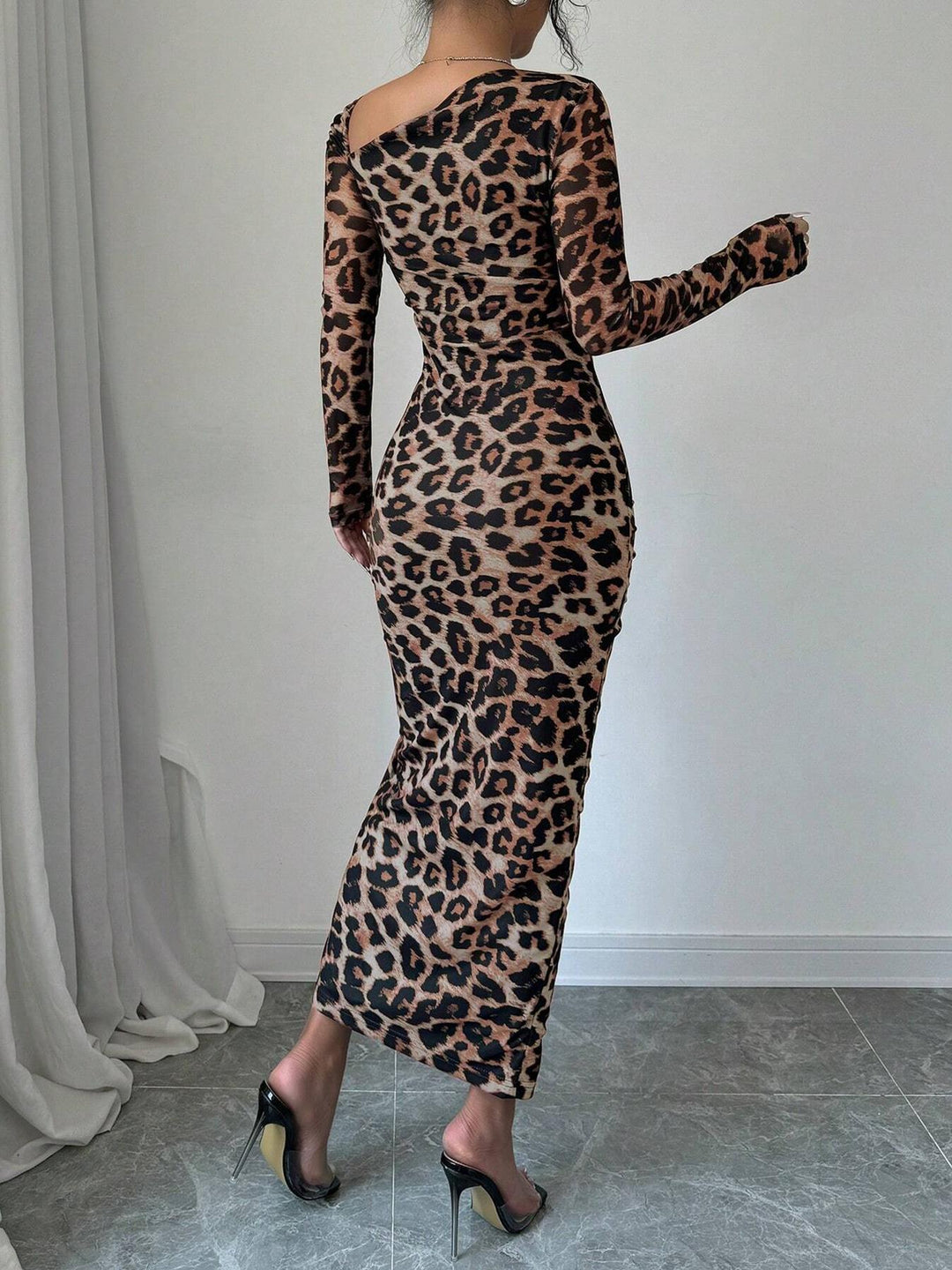 Slim-fit drawstring long-sleeved leopard print dress