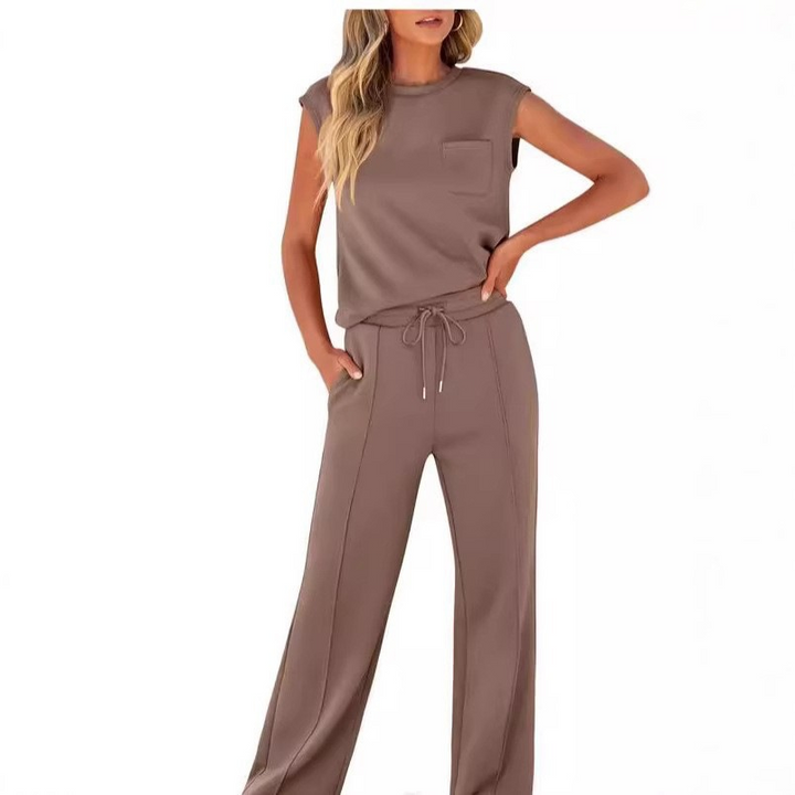 Sleeveless high-waisted wide-leg pants suit