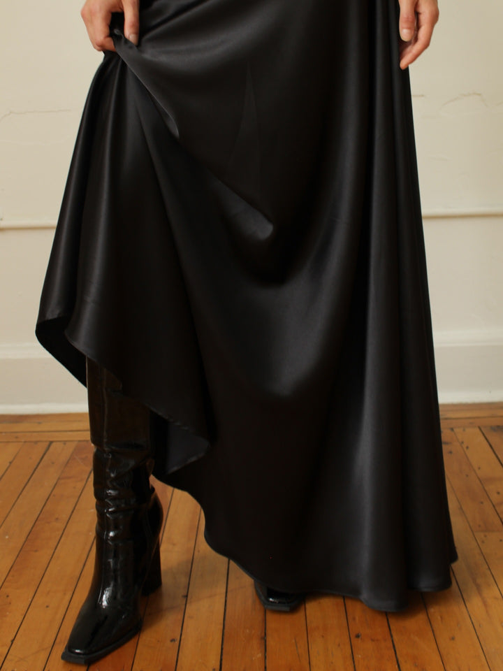 Solid color satin long skirt suit