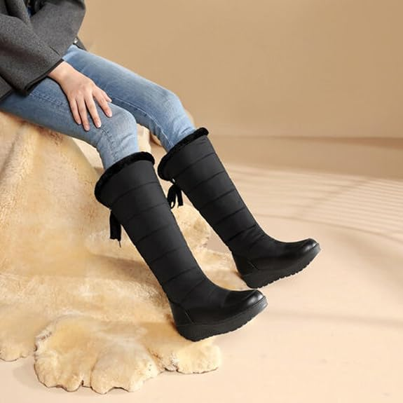 Waterproof mid-calf snow boots