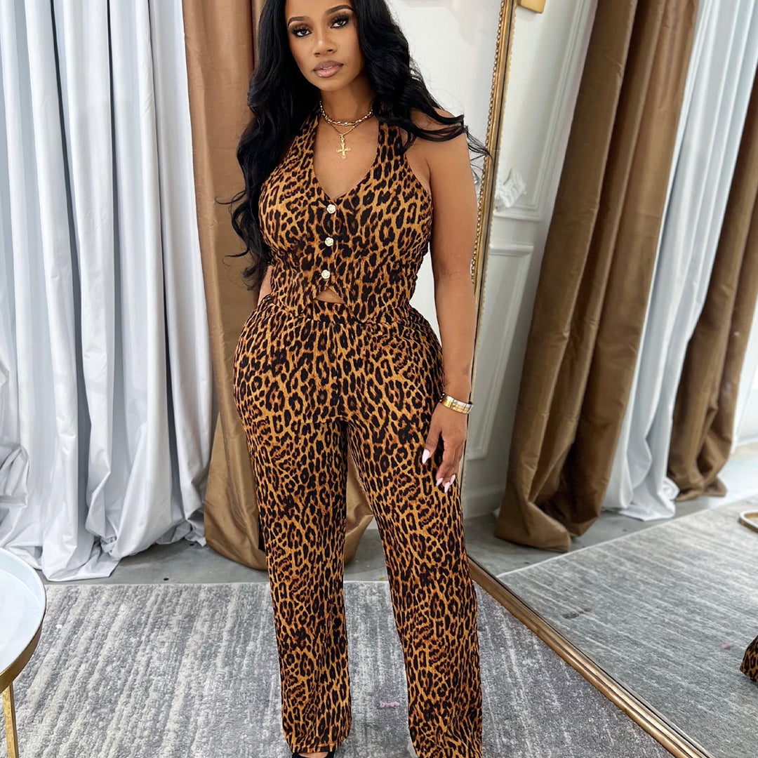 Leopard print sexy and stylish loose-fitting pants set for women