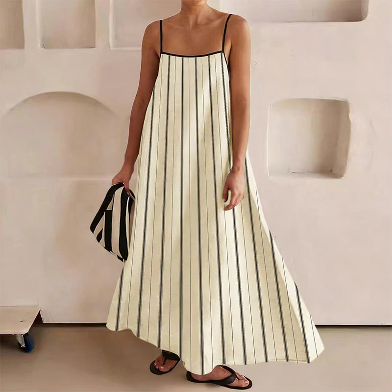 Stylish color-blocked halter maxi dress