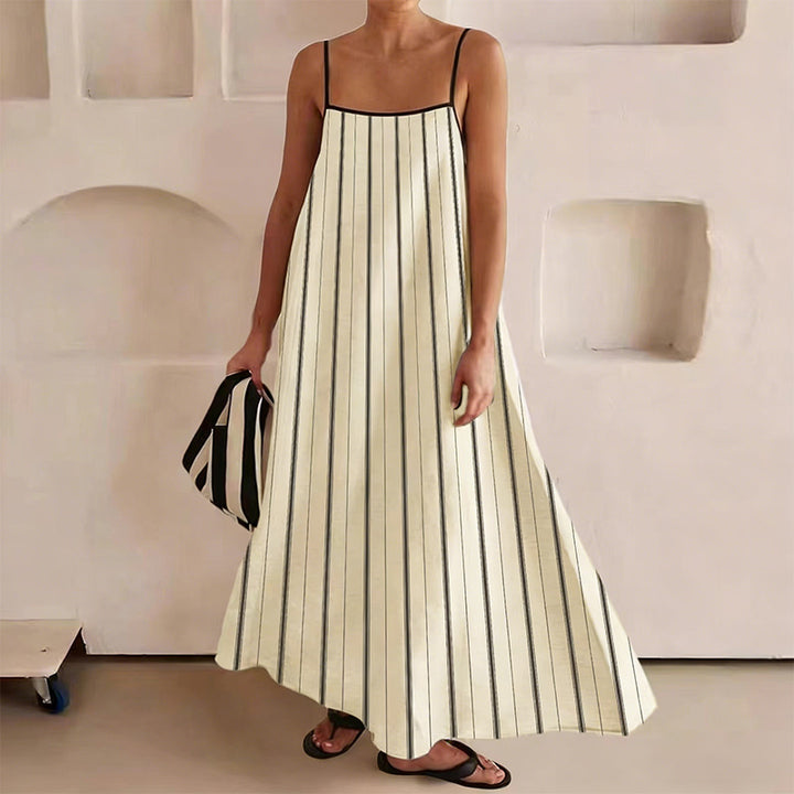 Stylish color-blocked halter maxi dress