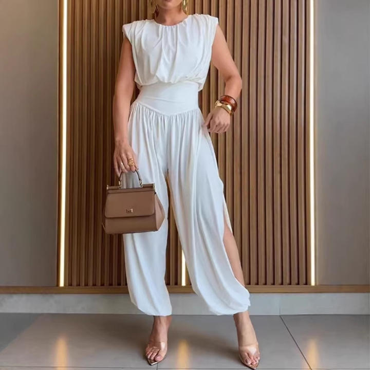 Solid-Color Loose-Fit Jumpsuit with Waist-Cinching Detail