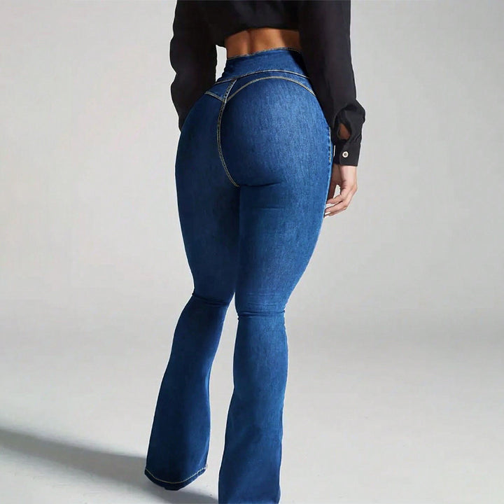 Retro high-waisted flared jeans