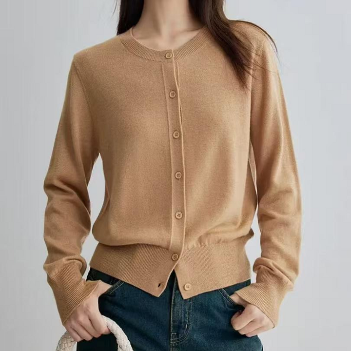 Crew neck knitted long-sleeved cardigan