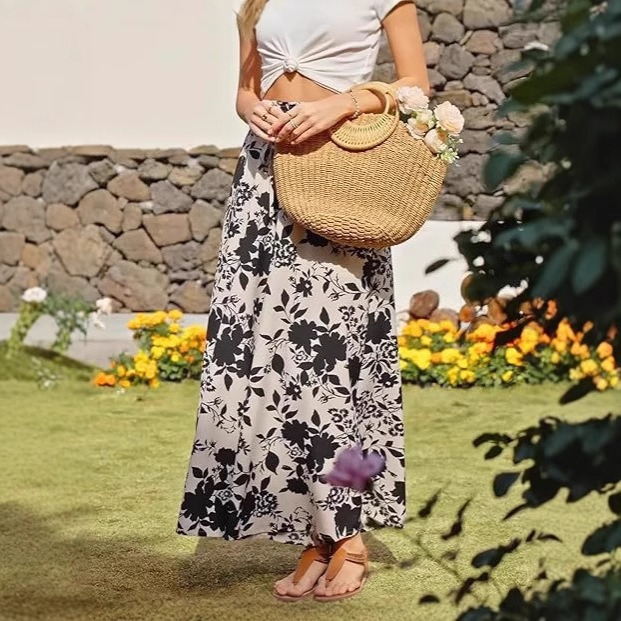 High-waisted flowy floral wide-leg pants