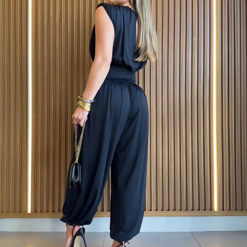 Solid-Color Loose-Fit Jumpsuit with Waist-Cinching Detail