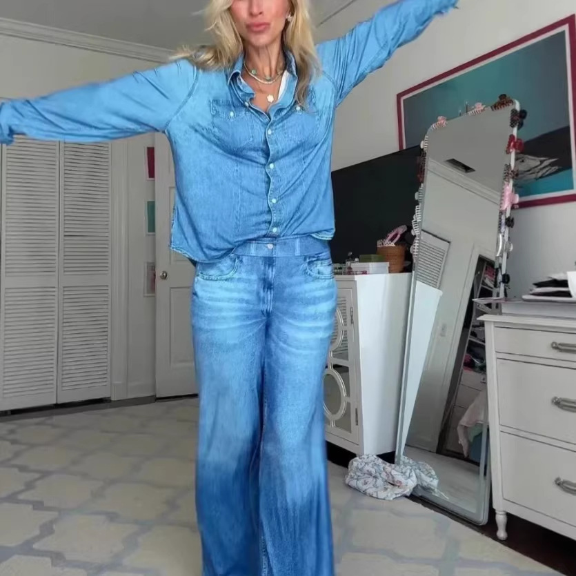 Loose-fitting printed faux denim suit