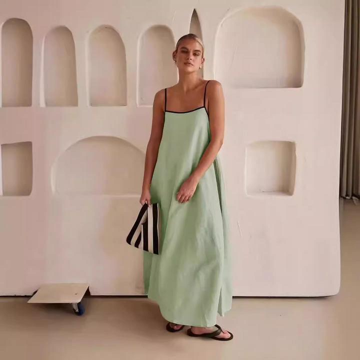 Stylish color-blocked halter maxi dress