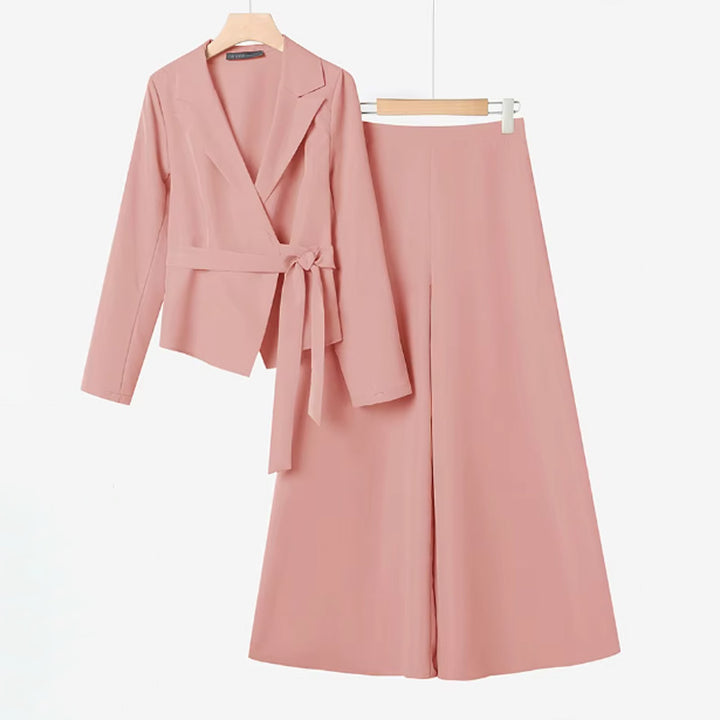 Gentle and relaxed tie-up set