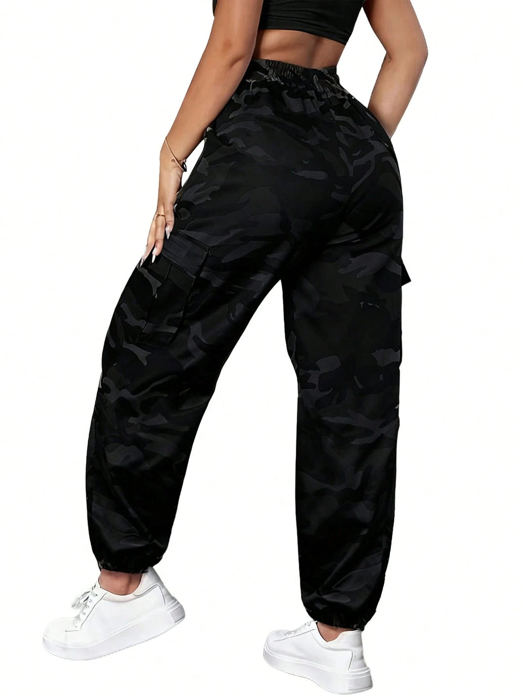 Women's Fashionable Trousers with Large Pockets