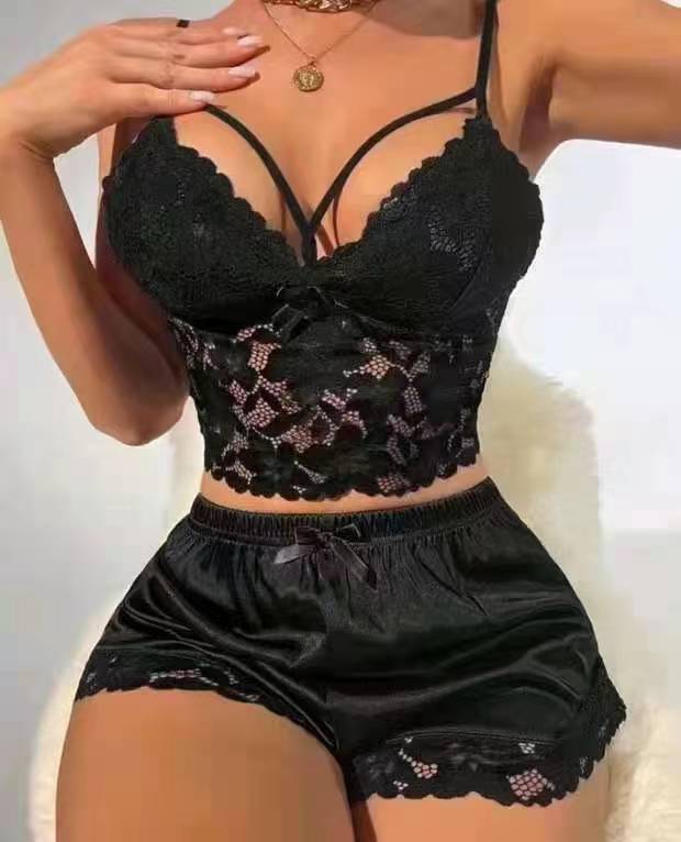 Women's lace underwear