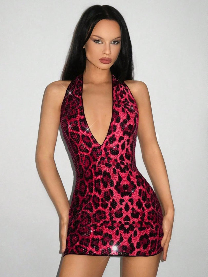 Deep V-neck backless dress with short skirt