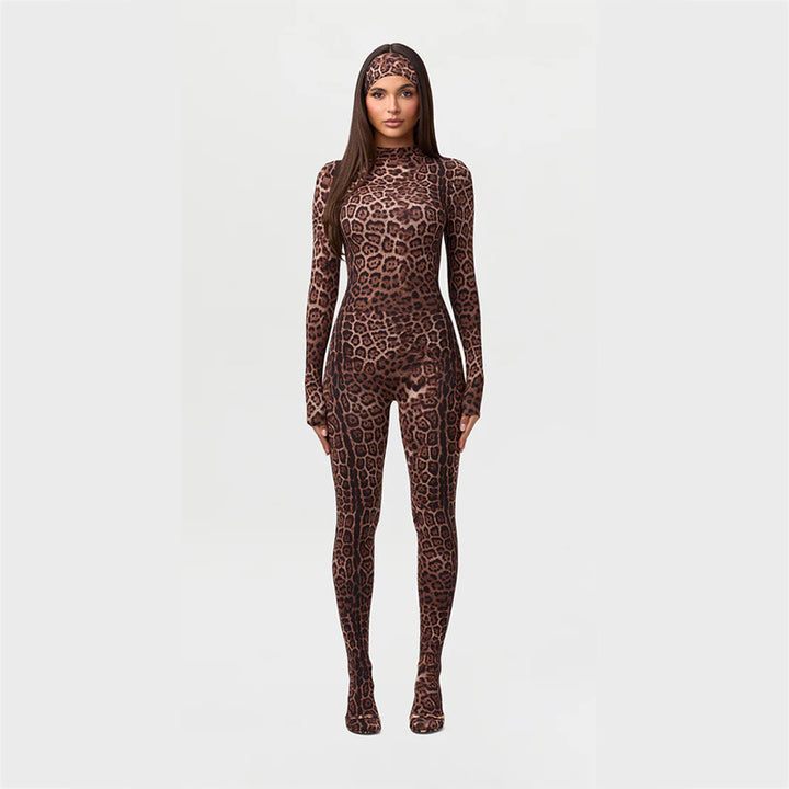 Leopard print top and slim-fit leggings set