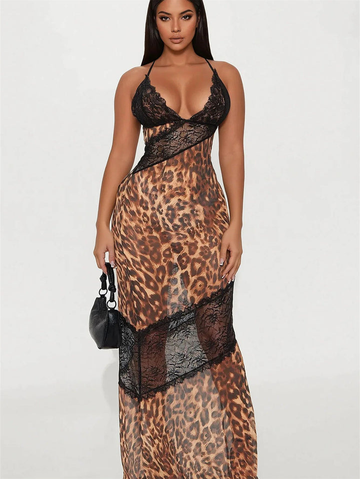 Spaghetti strap lace waist-cinching dress