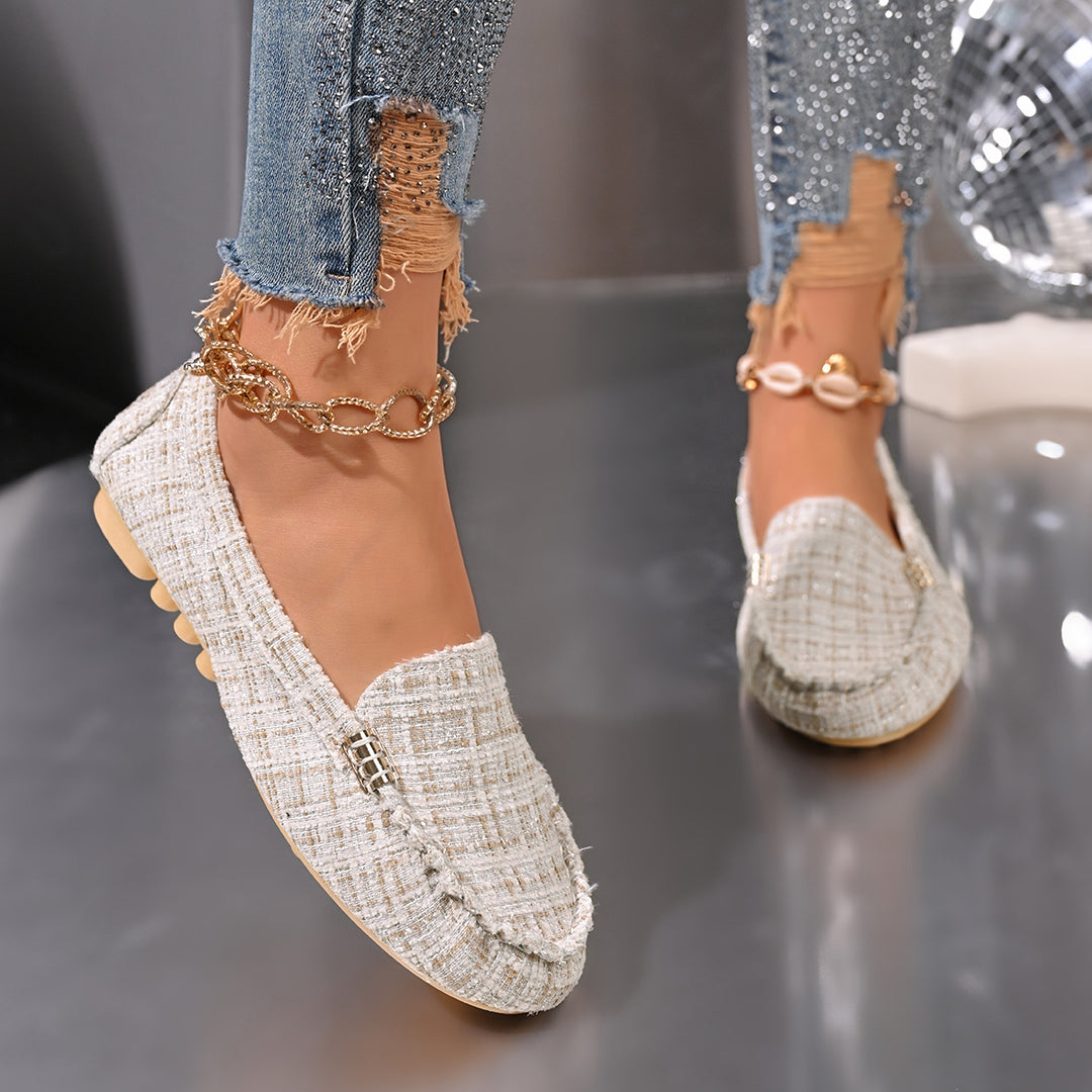 Casual flat shoes