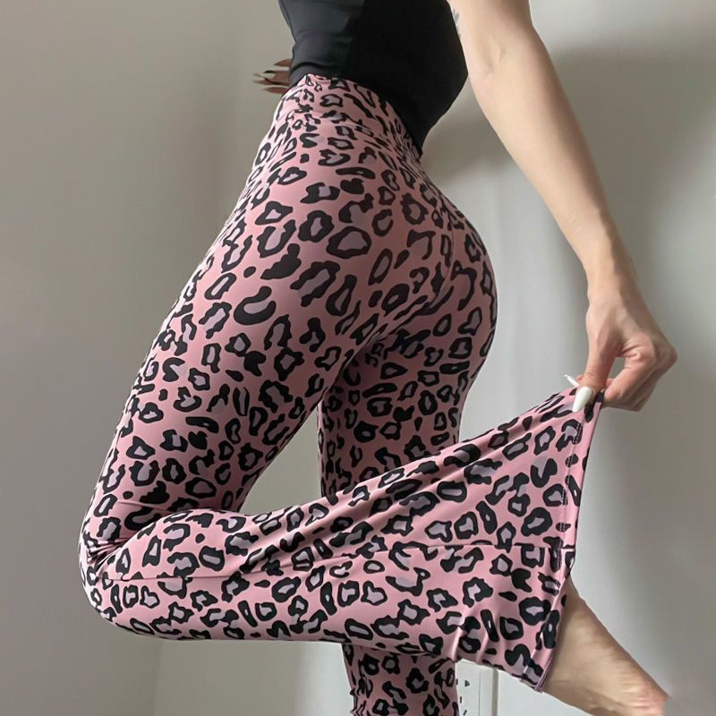 Leopard print high-waisted yoga pants