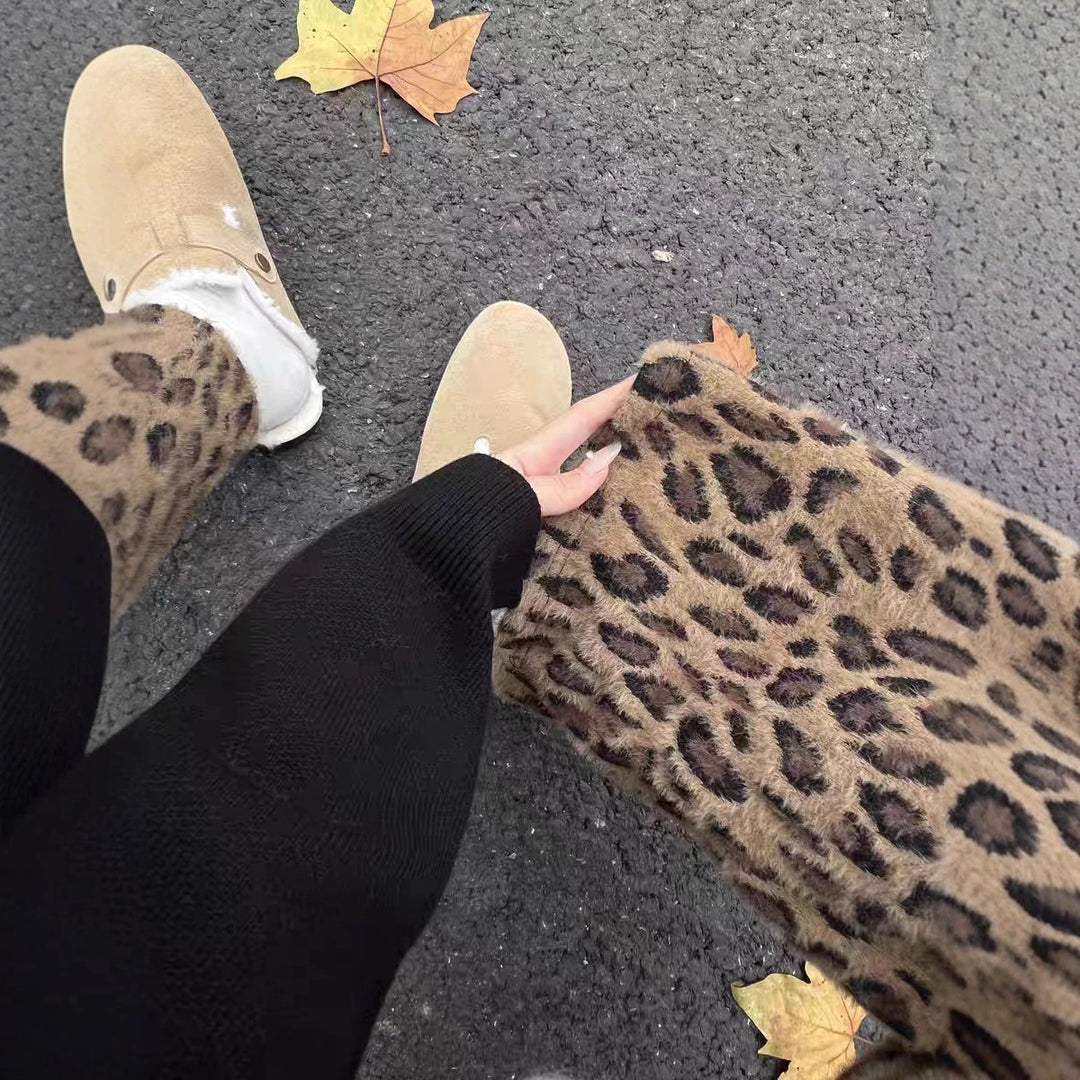 Fleece-lined and thickened leopard print wide-leg pants