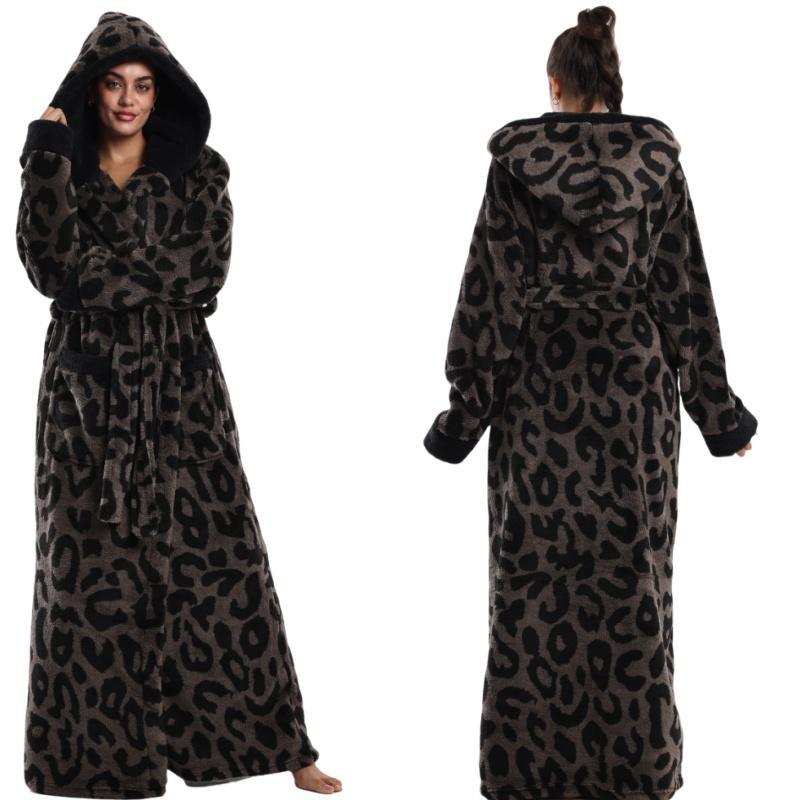 Leopard print lace-up bathrobe