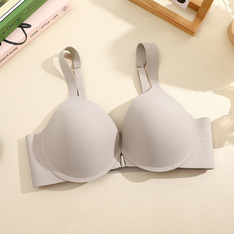 Front-clasp push-up bra
