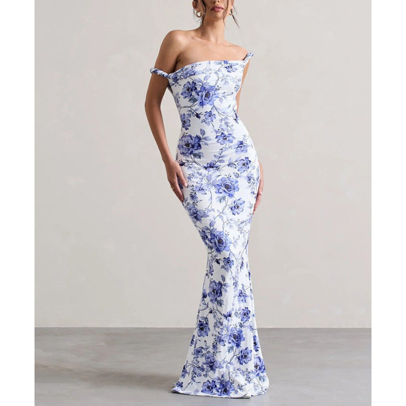 Spaghetti strap backless fitted long dress