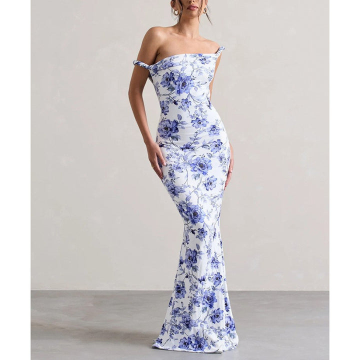 Spaghetti strap backless fitted long dress