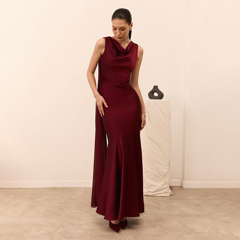 Solid color sleeveless V-neck tie-back dress