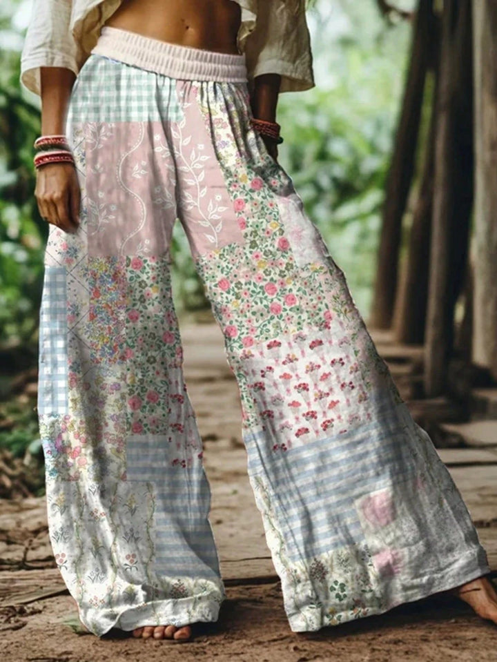 Floral wide-leg trousers with a flowing print