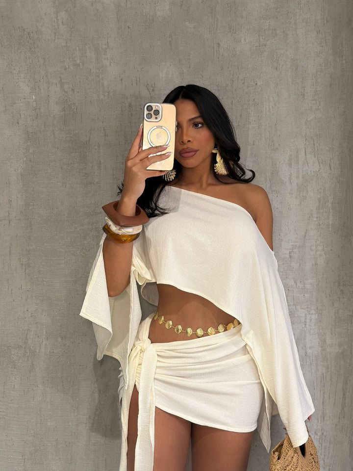 Off-shoulder top and bodycon mini skirt set