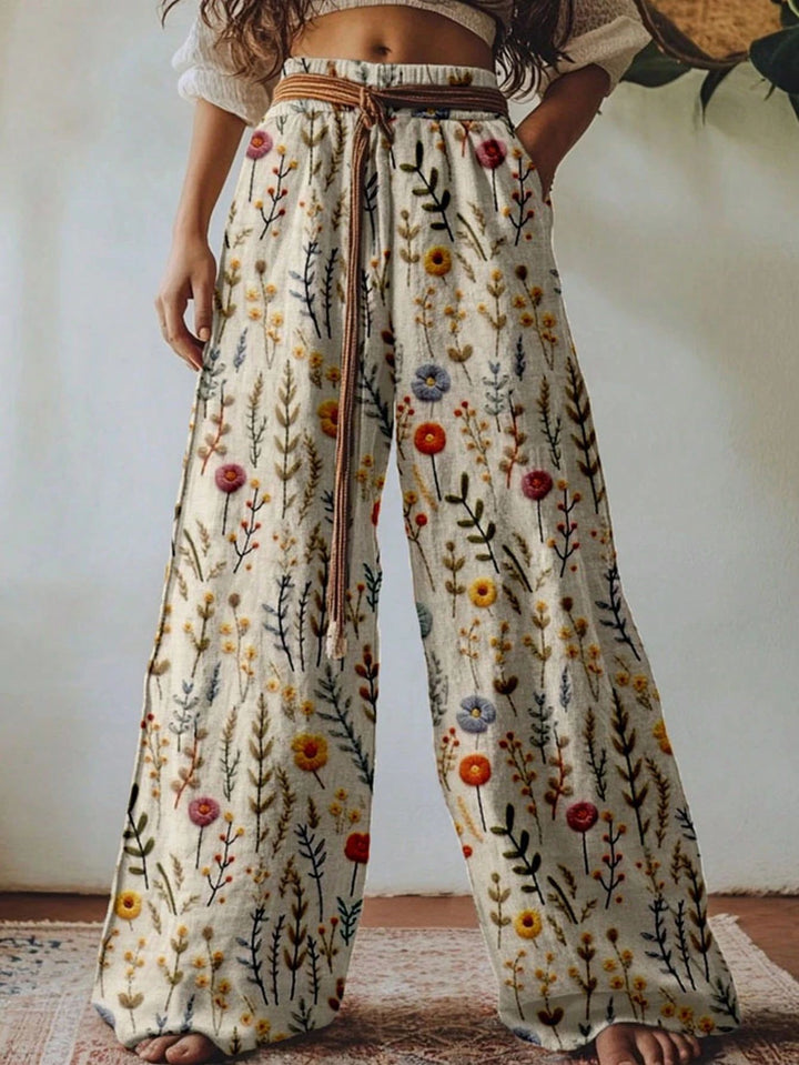 Floral wide-leg trousers with a flowing print