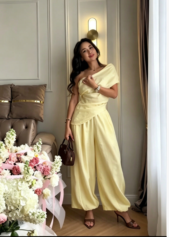 Breathable off-shoulder draped top and jogger pants set