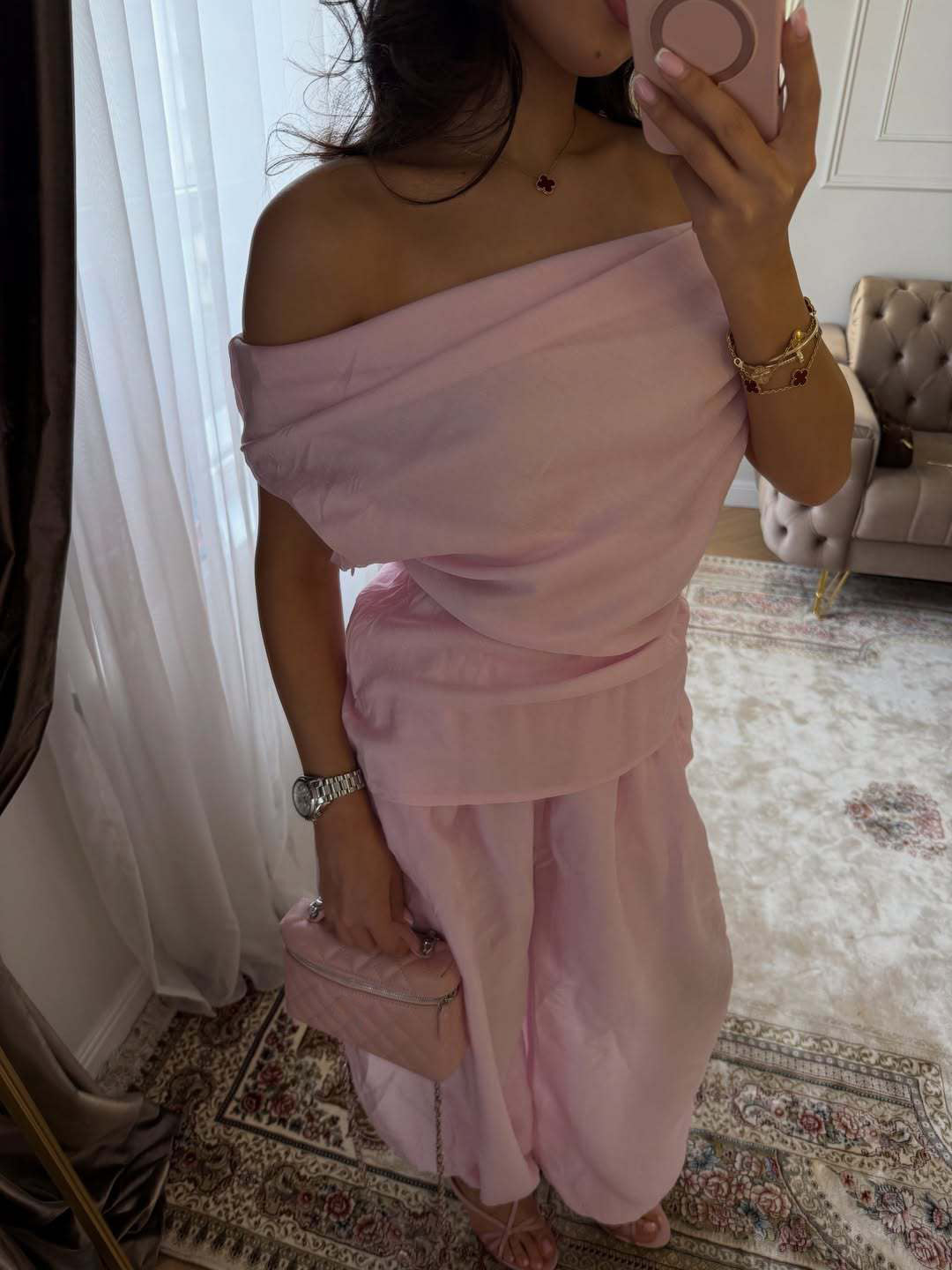 Breathable off-shoulder draped top and jogger pants set