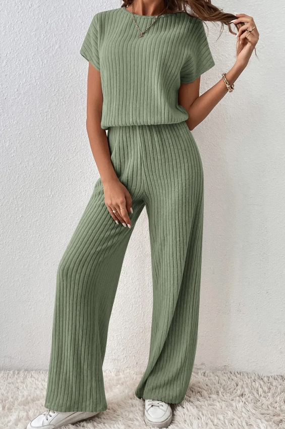 Fashionable Drop-Shoulder Knit Two-Piece Set