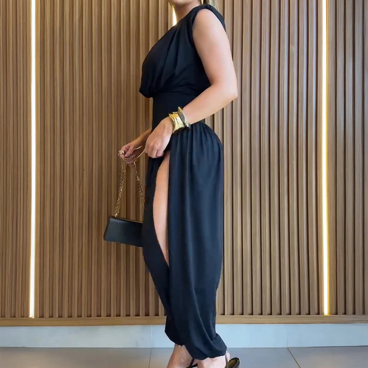 Solid-Color Loose-Fit Jumpsuit with Waist-Cinching Detail