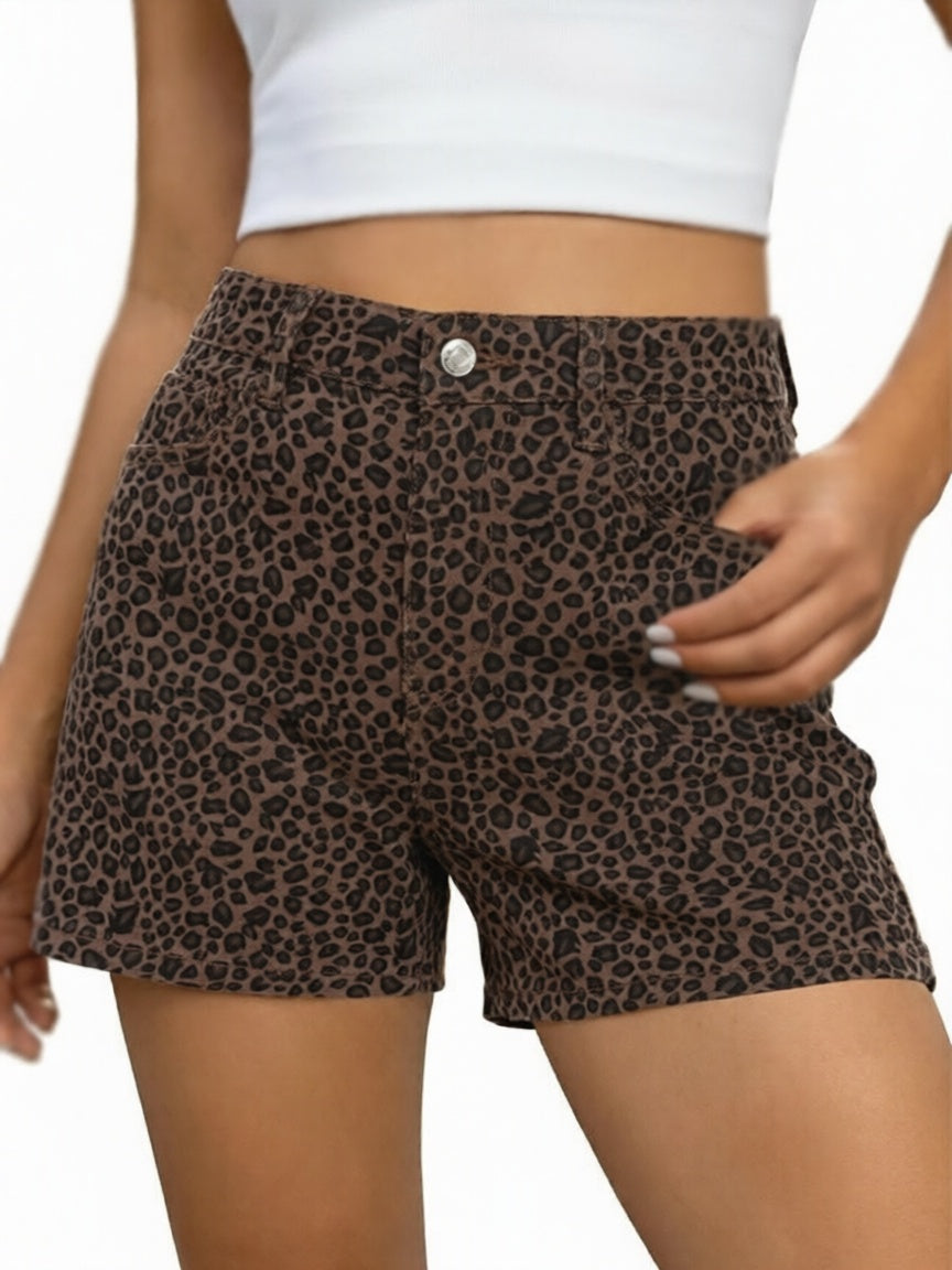 Leopard print casual shorts