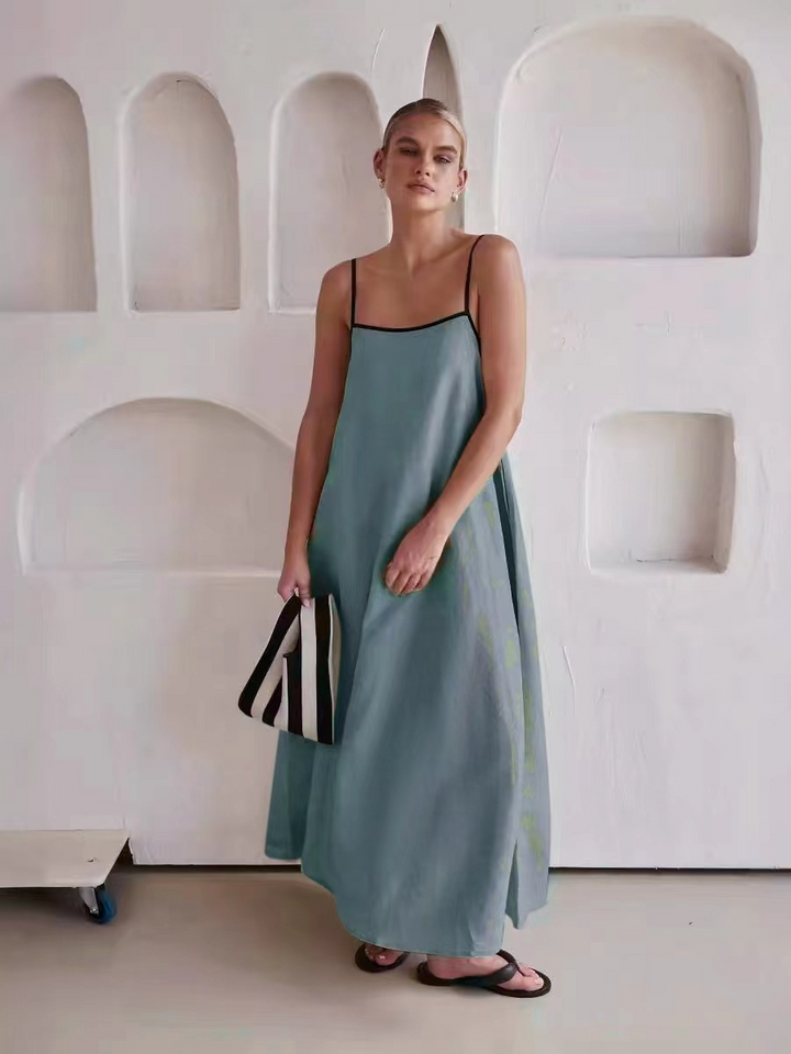 Stylish color-blocked halter maxi dress
