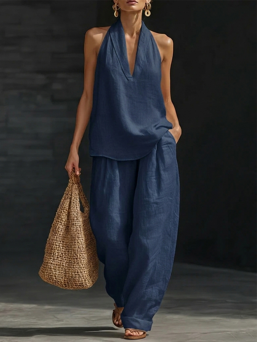 Halberd neck V-neck slimming wide-leg pants set